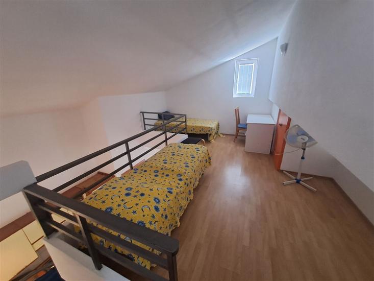 Apartment A1, for 6 persons