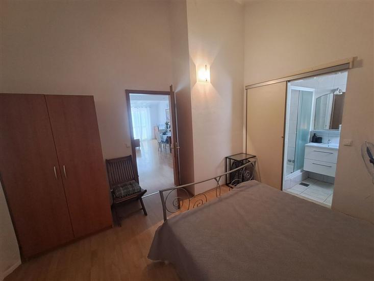 Apartment A1, for 6 persons