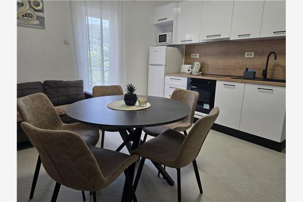 Apartment A1, for 5 persons