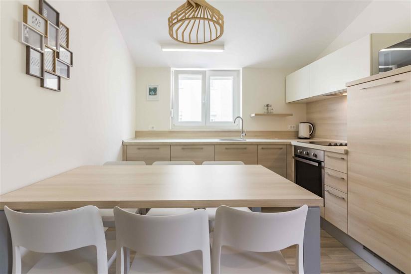 Apartment A5, for 6 persons