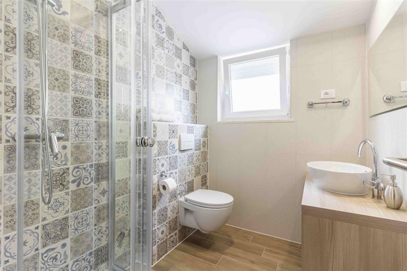 Apartment A5, for 6 persons