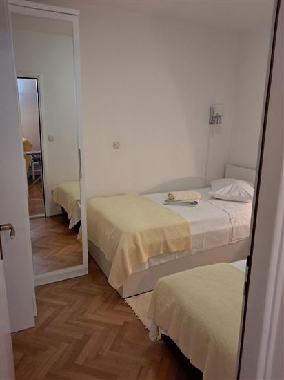 Apartment A1, for 3 persons