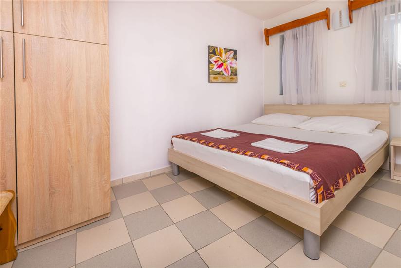 Apartment A4, for 4 persons