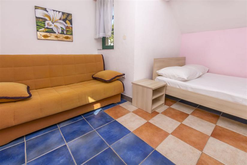 Apartment A4, for 4 persons