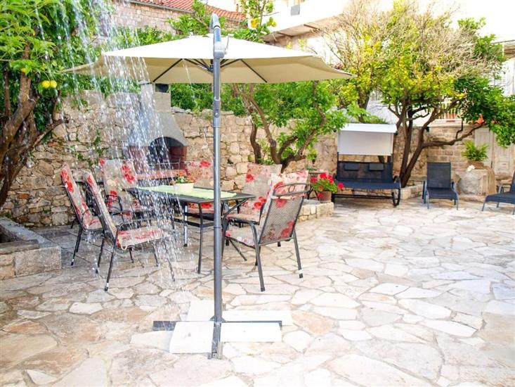 Apartment A1, for 5 persons