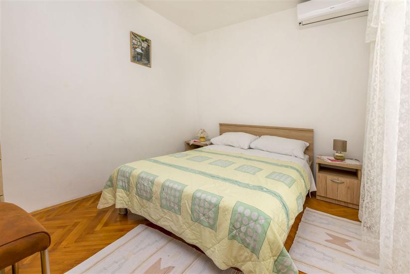 Apartment A1, for 8 persons