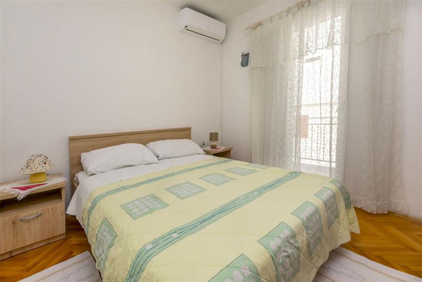 Apartment A1, for 8 persons