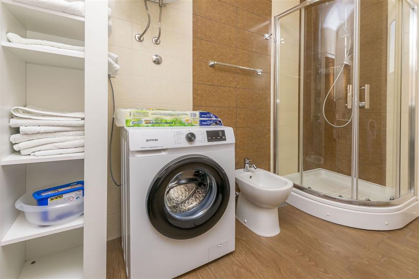 Apartment A1, for 8 persons