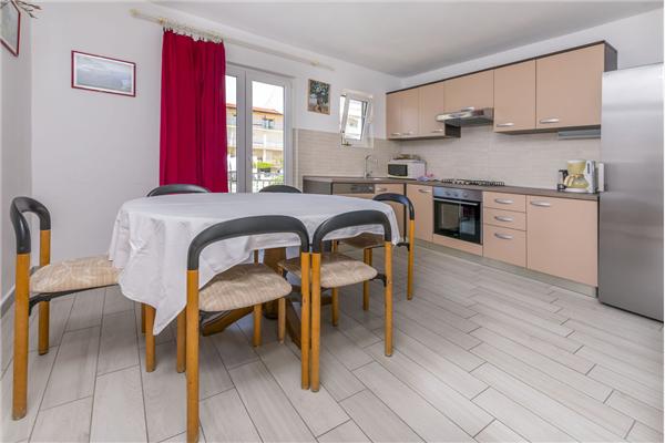 Apartment A1, for 8 persons