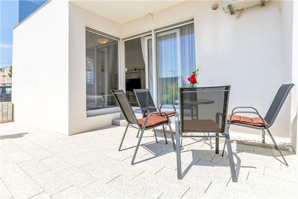 Apartment A1, for 4 persons