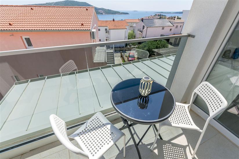 Apartment A2, for 4 persons