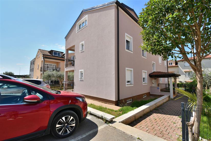 Apartment Beba