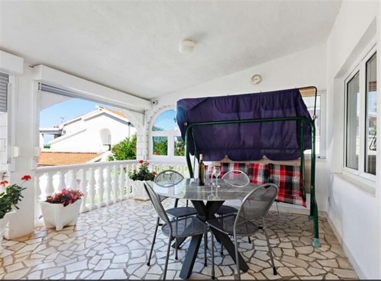 Apartment A1, for 4 persons