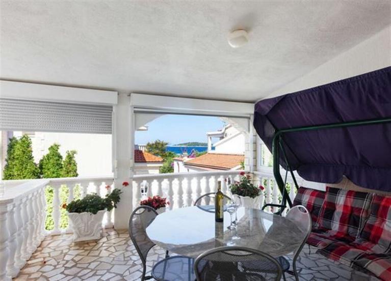 Apartment A1, for 4 persons