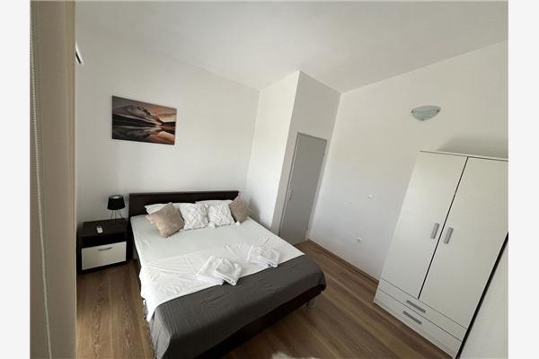 House K1, for 8 persons