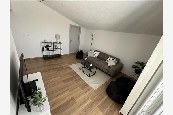 House K1, for 8 persons