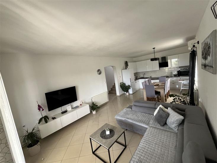 House K1, for 8 persons