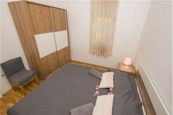 Apartment A2, for 3 persons