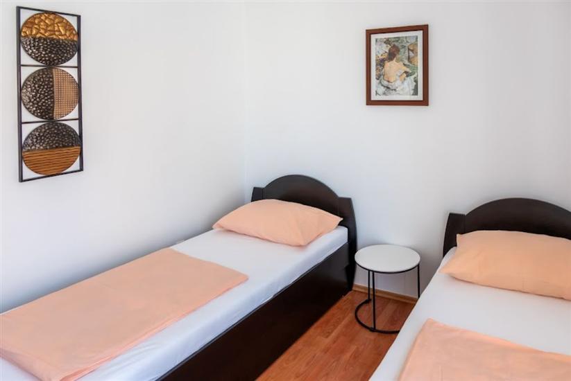 Apartment A1, for 6 persons