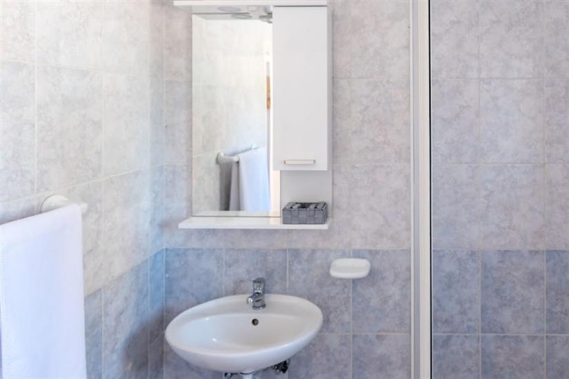 Apartment A2, for 5 persons