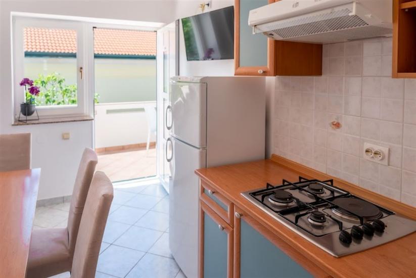Apartment A2, for 5 persons