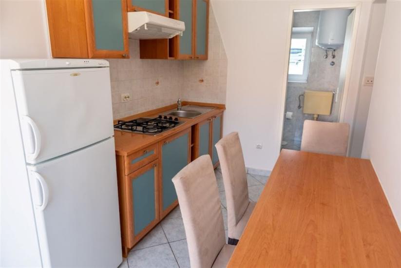 Apartment A2, for 5 persons