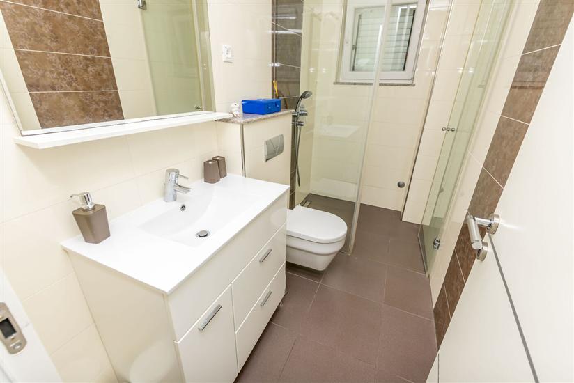 Lägenhet A1, för 6 personer