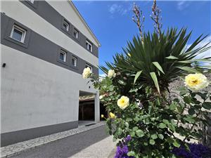 Apartment Opatija Riviera,BookLeticaFrom 142 €