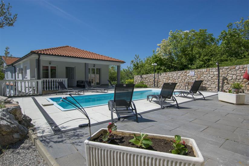 House Bribirska vila