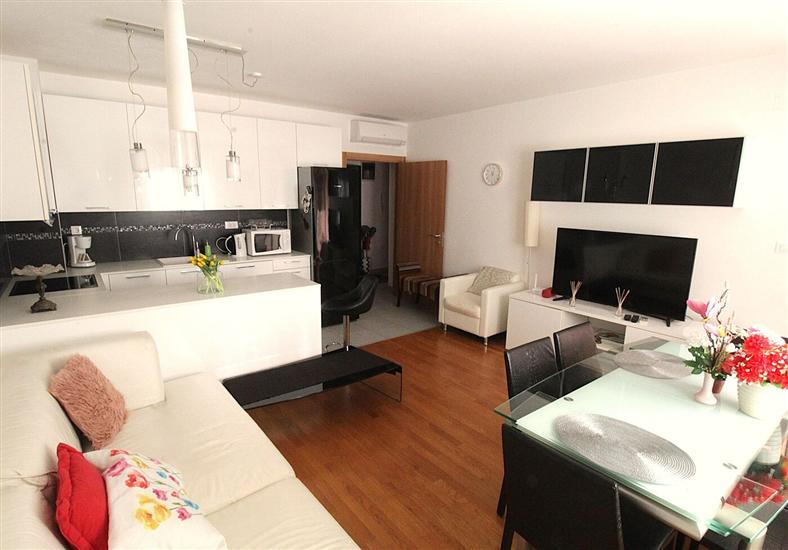 Apartment A1, for 3 persons