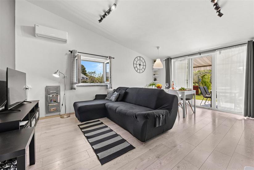 Apartment A1, for 5 persons