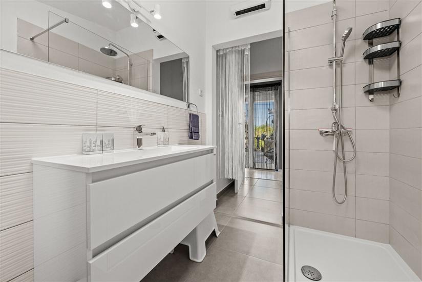 House K1, for 5 persons