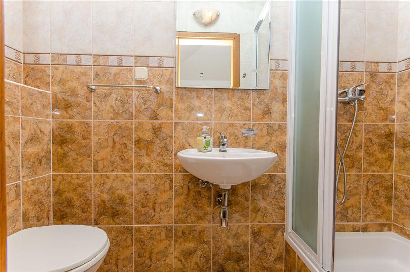 Apartment A6, for 4 persons