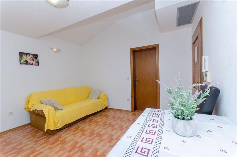 Apartment A6, for 4 persons