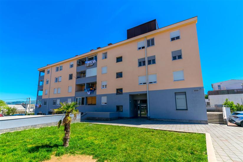 Apartment Tino