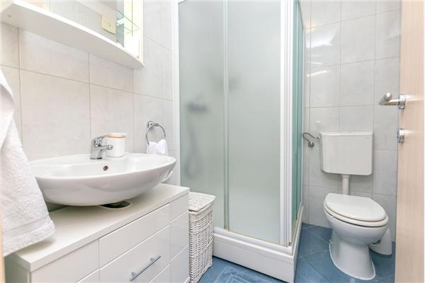 Apartment A1, for 3 persons