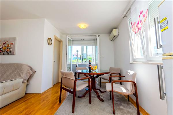 Apartment A1, for 3 persons