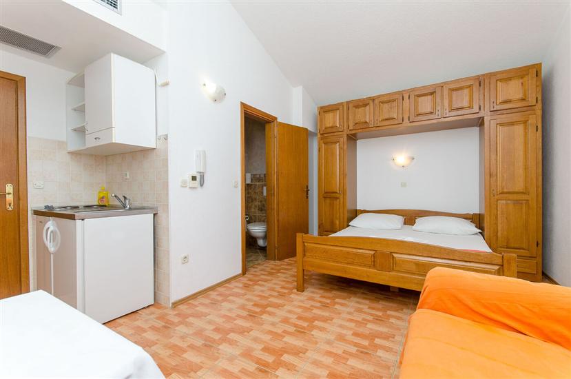 Apartment A4, for 2 persons