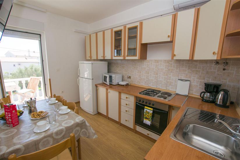 Apartment A4, for 4 persons