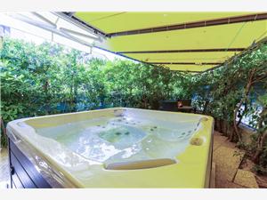 Apartment Split and Trogir riviera,BookjacuzziFrom 142 €