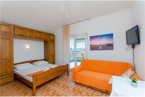 Apartment A8, for 2 persons