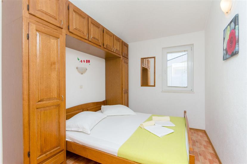 Apartment A9, for 4 persons