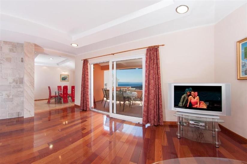 Apartment A1, for 8 persons