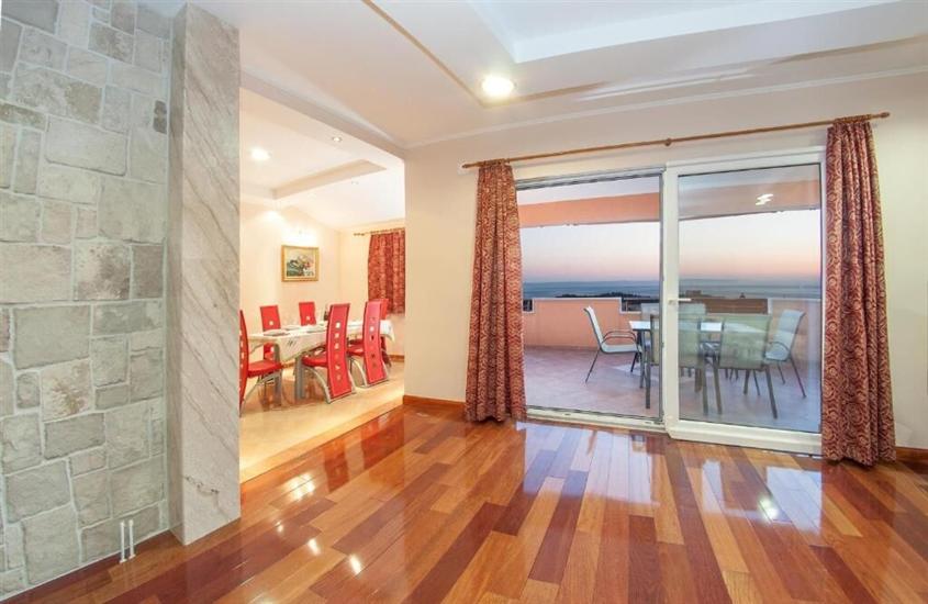 Apartment A1, for 8 persons