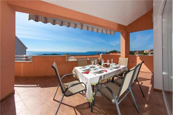 Apartment A1, for 8 persons