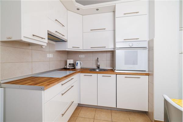 Apartment A1, for 5 persons