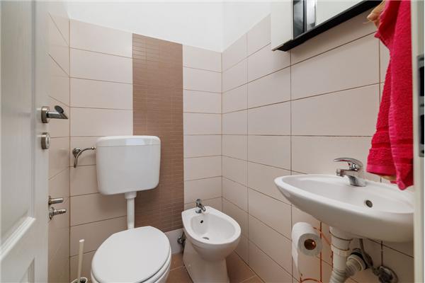 Apartment A1, for 5 persons