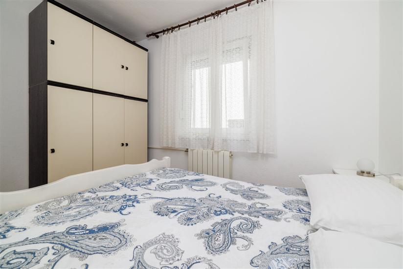 Apartment A2, for 6 persons