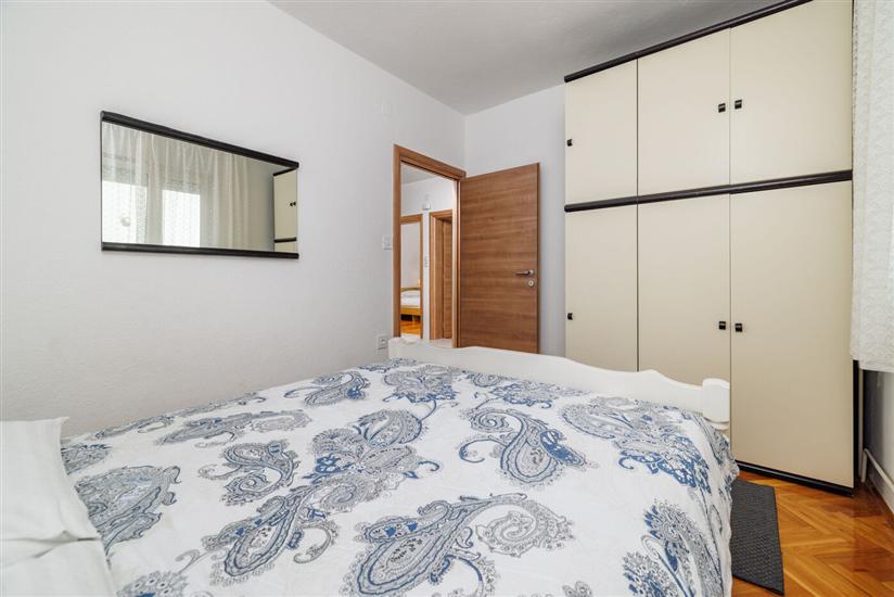 Apartment A2, for 6 persons