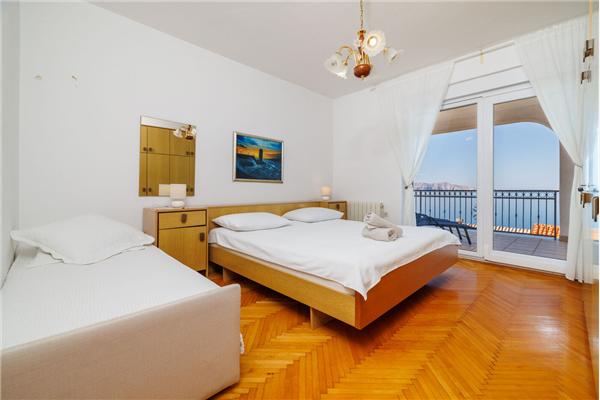 Apartment A2, for 6 persons